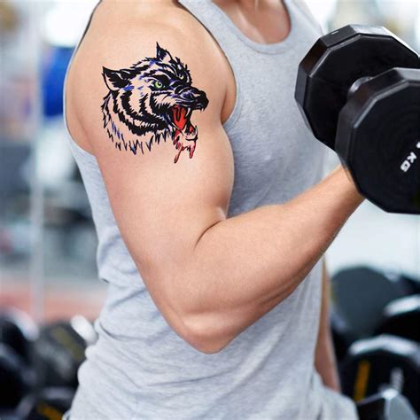 tatuaje en el biceps hombre|200 Tatuajes increíbles en el bíceps (hombres y。